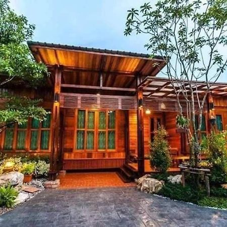 Areeya Phubeach Resort Wooden House Ban Chong Phli Bagian luar foto