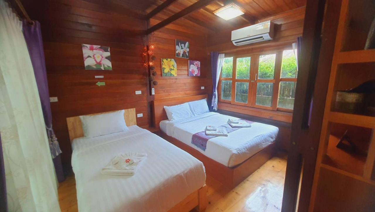 Areeya Phubeach Resort Wooden House Ban Chong Phli Bagian luar foto